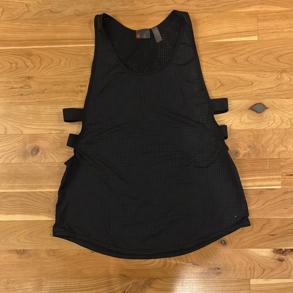Black Sleeveless Women's Top